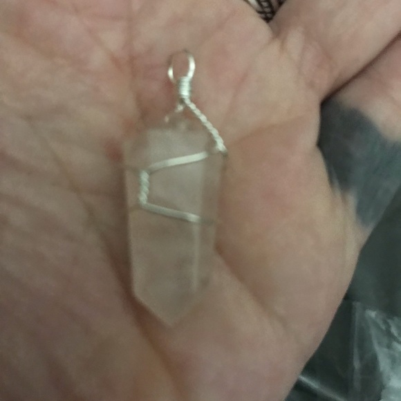 Wire wrapped rose quartz pendant - Picture 4 of 7